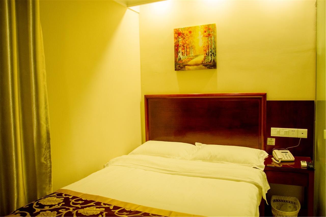 Greentree Inn Zhengzhou Xinzheng City Longhu Town Xiangyun Road Express Hotel Exteriér fotografie