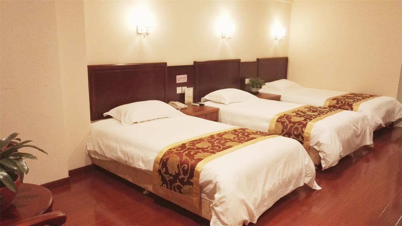 Greentree Inn Zhengzhou Xinzheng City Longhu Town Xiangyun Road Express Hotel Exteriér fotografie