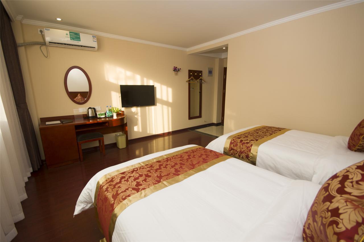 Greentree Inn Zhengzhou Xinzheng City Longhu Town Xiangyun Road Express Hotel Exteriér fotografie